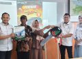Nabung Rp 10 Juta, Pasutri Petani Asal Kesamben Ini Dapat Hadiah Mobil Fortuner dari Bank Jombang