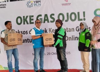 PLN UP3 Mojokerto Rayakan Hari Listrik Nasional ke-80 dengan Aksi Peduli untuk Driver Ojol