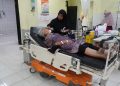 Mobil Tabrak Pohon di Gudo Jombang, 6 Orang Dilarikan ke RSUD Akibat Luka Serius