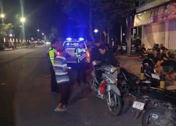 Dua Sepeda Motor Terlibat Kecelakaan di Perempatan Kebonrojo Jombang, Satu Pengendara Luka Ringan