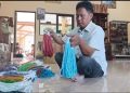 Dampak Dolar Menguat, Perajin Manik-Manik Kaca di Jombang Kebanjiran Pesanan dari Luar Negeri