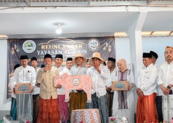 Usung Tema ‘Temmo Kerrong, Pangesto Dha’ Guru Tolang’, Reuni Akbar Perdana Alumni Nurul Falah Berjalan Hikmat